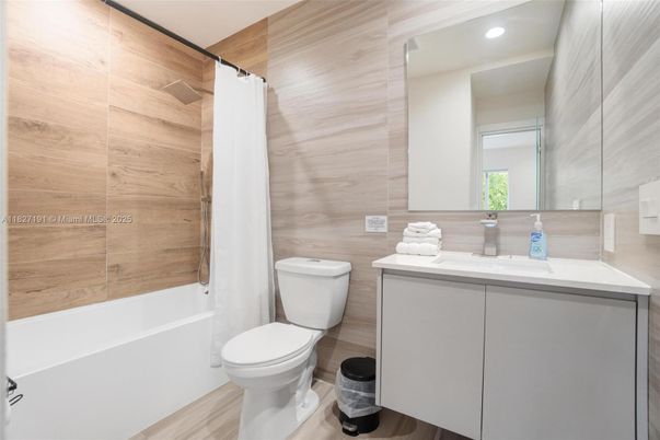 Bathroom, Interior, Recessed Lighting, Wood Texture Flooring