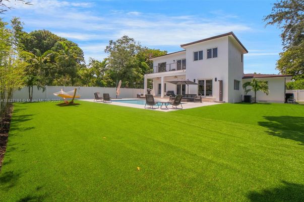 Backyard, Exterior, Pool