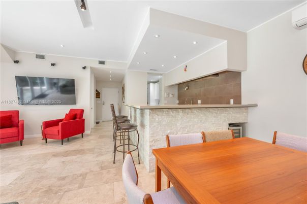 Dining room, Interior, Recessed Lighting