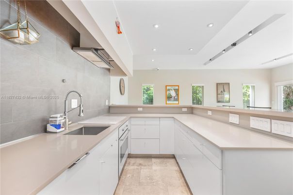 Interior, Kitchen, Recessed Lighting