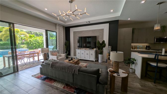 Interior, Kitchen, Living room, Pendant Lights, Recessed Lighting, Wood Texture Flooring