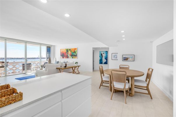 Dining room, Interior, Living room, Recessed Lighting, Water