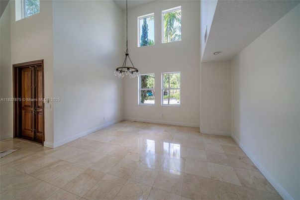 Empty room, Interior, Pendant Lights