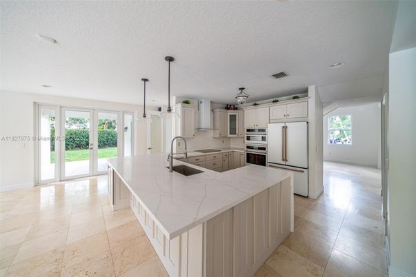 Interior, Kitchen, Pendant Lights, Recessed Lighting