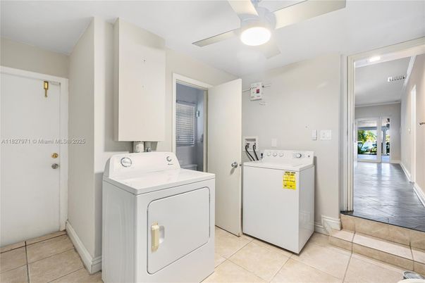 Interior, Washer
