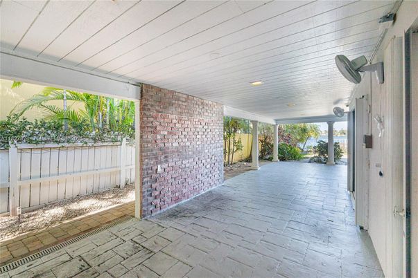 Exterior, Fireplace