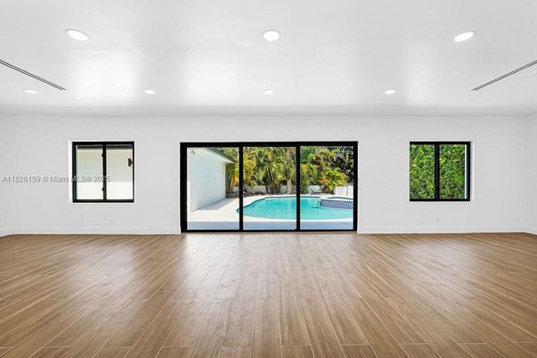 Empty room, Interior, Recessed Lighting, Wood Texture Flooring
