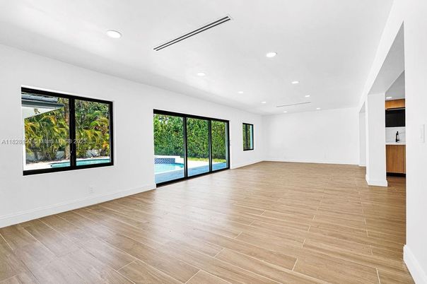 Empty room, Interior, Recessed Lighting, Wood Texture Flooring