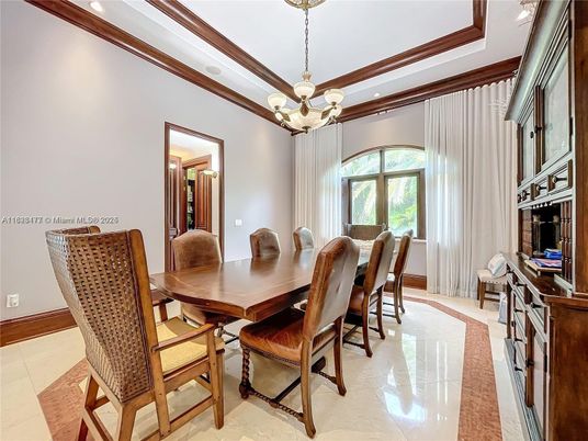 Chandelier, Dining room, Interior, Pendant Lights, Recessed Lighting