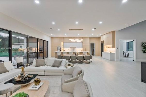 Dining room, Interior, Kitchen, Living room, Pendant Lights, Recessed Lighting