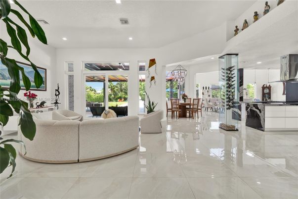 Dining room, Interior, Living room, Recessed Lighting, Water