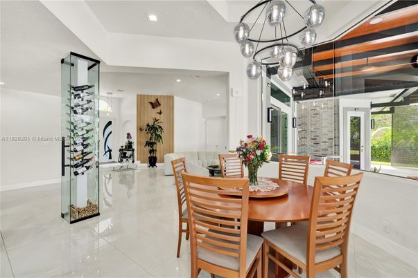 Dining room, Interior, Pendant Lights, Recessed Lighting, Wooden Beams