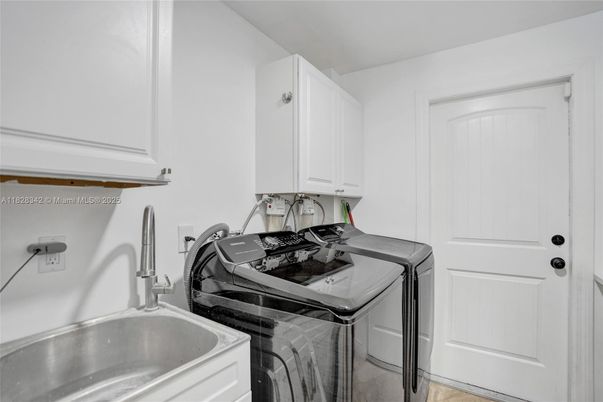 Interior, Washer