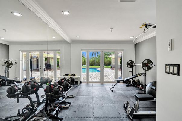 Fitness Equipment, Interior, Recessed Lighting