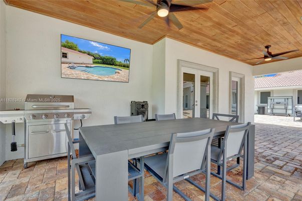 Dining room, Exterior, Interior, Wooden Ceilings