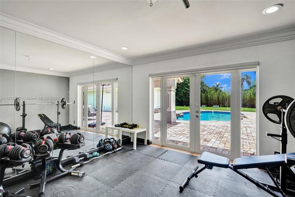 Fitness Equipment, Interior, Recessed Lighting