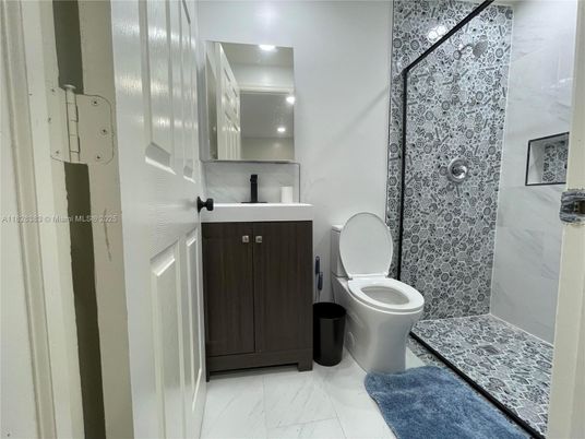 Bathroom, Interior, Marble, Recessed Lighting