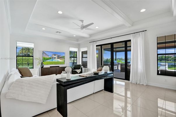 Interior, Recessed Lighting, Water