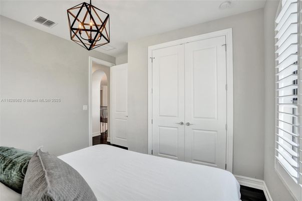 Bedroom, Interior, Pendant Lights