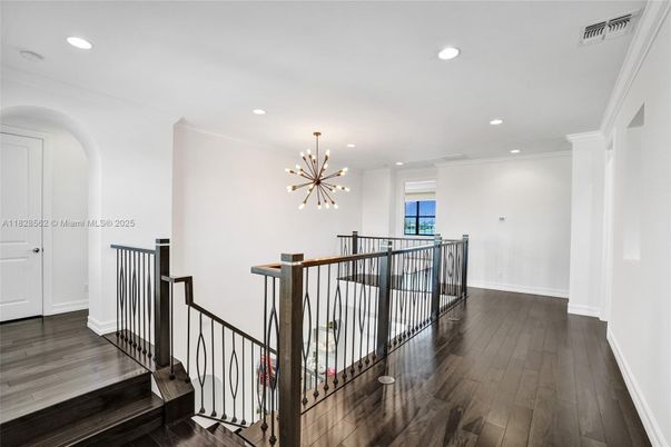 Interior, Pendant Lights, Recessed Lighting, Wood Texture Flooring