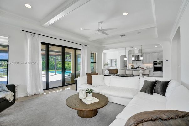 Interior, Kitchen, Living room, Pendant Lights, Recessed Lighting, Stainless Steel Appliances, Water