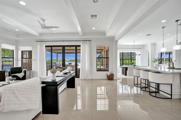 Interior, Living room, Pendant Lights, Recessed Lighting, Water