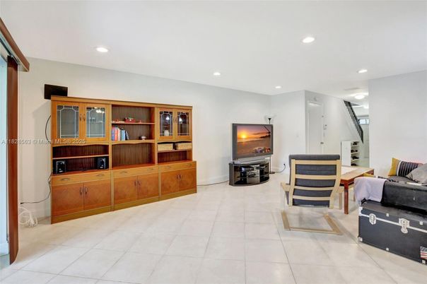 Interior, Recessed Lighting