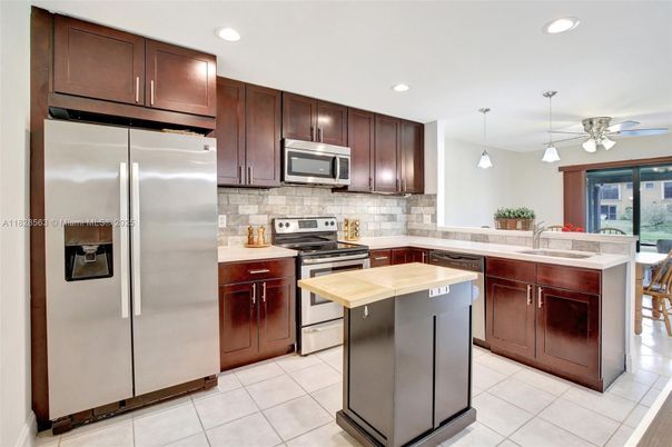 Interior, Kitchen, Pendant Lights, Recessed Lighting, Stainless Steel Appliances