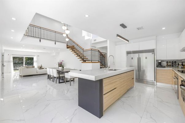 Dining room, Interior, Kitchen, Living room, Marble, Pendant Lights, Recessed Lighting, Stainless Steel Appliances