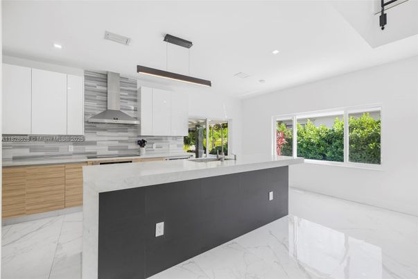 Interior, Kitchen, Marble, Pendant Lights, Recessed Lighting, Stainless Steel Appliances