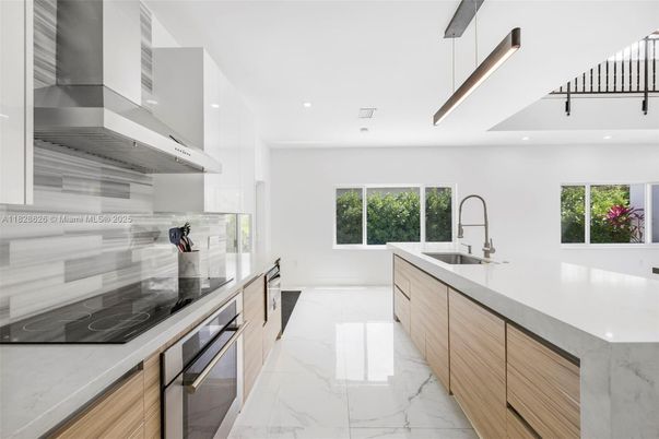 Interior, Kitchen, Marble, Recessed Lighting, Stainless Steel Appliances