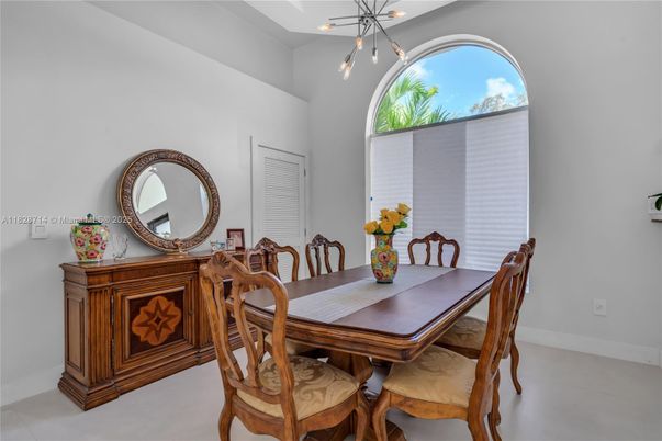 Dining room, Interior, Pendant Lights
