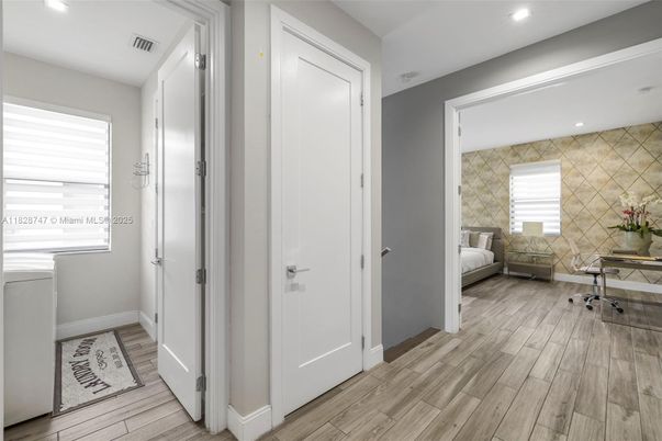 Home Office, Interior, Recessed Lighting, Wood Texture Flooring