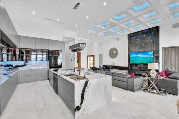 Fireplace, Interior, Kitchen, Living room, Marble, Pendant Lights, Recessed Lighting