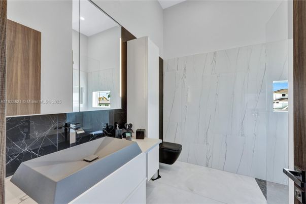 Bathroom, Interior, Marble Walls, Recessed Lighting