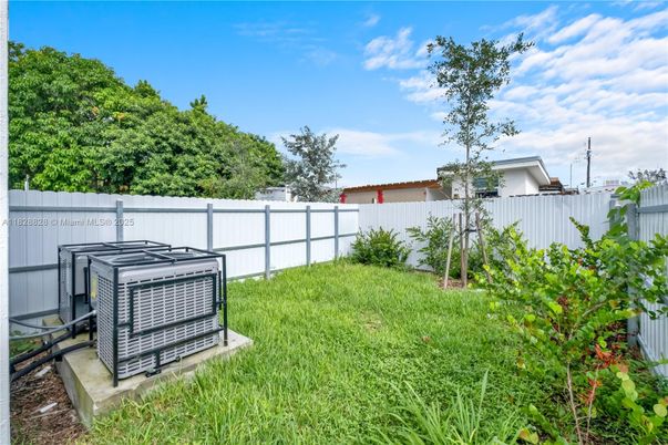 Backyard, Exterior