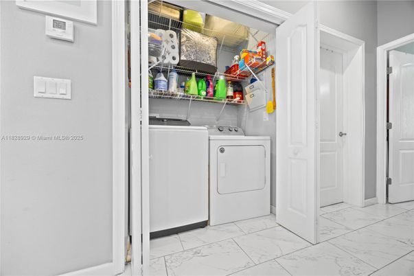 Interior, Marble, Utility Closets, Washer