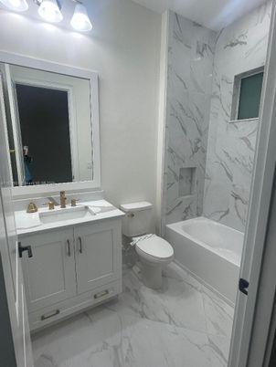 Bathroom, Interior, Marble, Marble Walls