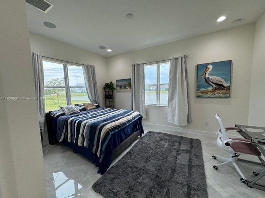 Bedroom, Home Office, Interior, Recessed Lighting, Water