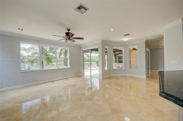Empty room, Interior, Recessed Lighting