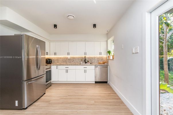 Interior, Kitchen, Recessed Lighting, Stainless Steel Appliances, Wood Texture Flooring