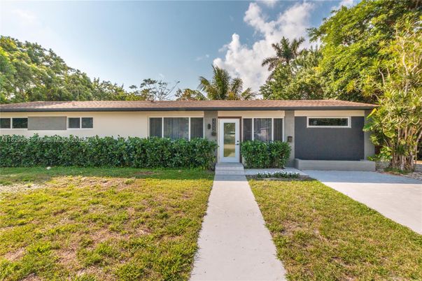 Attached, Backyard, Exterior, Facade, Ranch