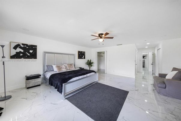 Bedroom, Interior, Marble, Recessed Lighting