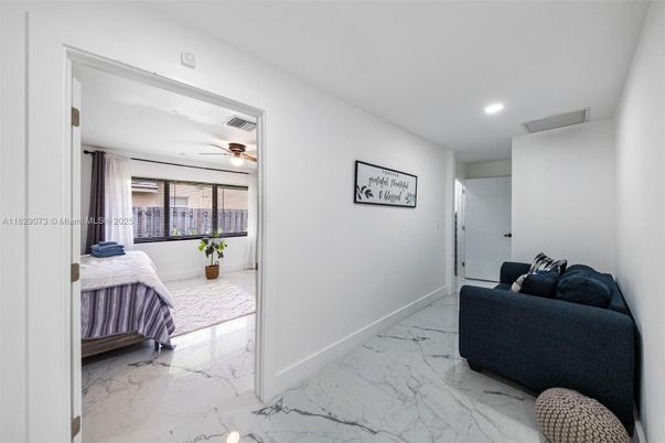 Bedroom, Interior, Marble, Recessed Lighting