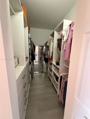 Interior, Walk-in Closets