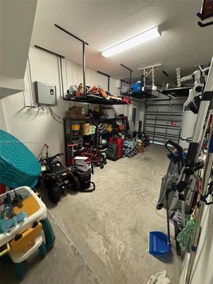 Garage, Interior