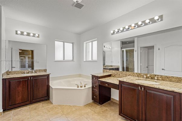 Bathroom, Dual Sink Vanities, Free Standing Baths, Interior