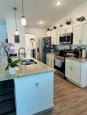 Interior, Kitchen, Pendant Lights, Recessed Lighting, Wood Texture Flooring