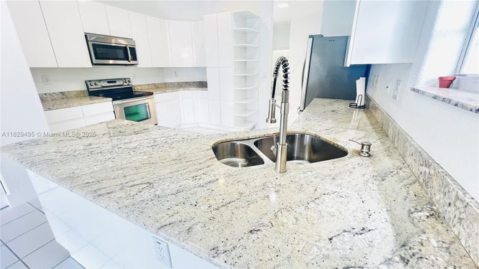 Interior, Kitchen, Stainless Steel Appliances