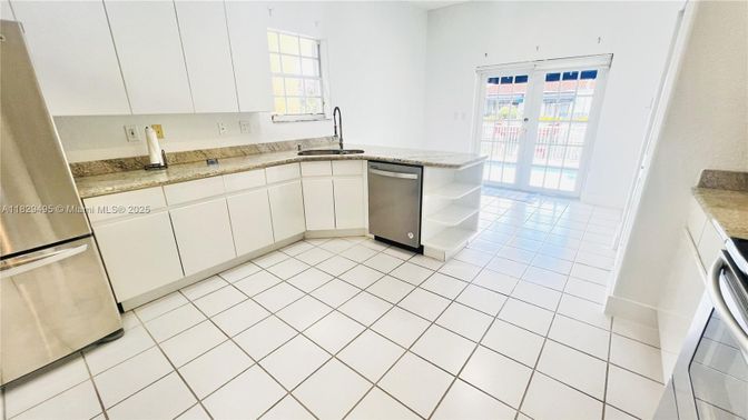 Interior, Kitchen